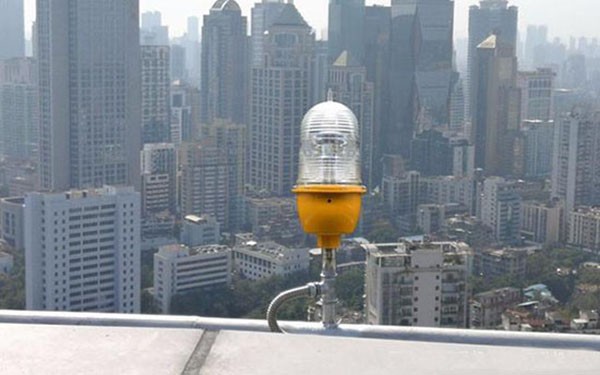 航空障碍灯有什么作用?多少米高的建筑物要安装航空障碍灯